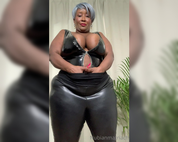 Madame Caramel aka madam___caramel OnlyFans - Enjoy bois