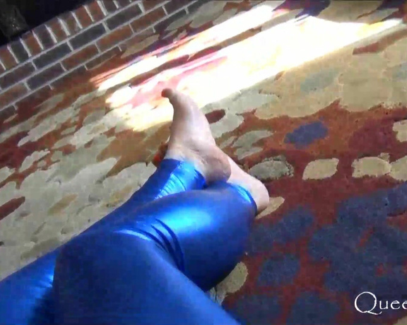 Queen Kitty aka queenkitty OnlyFans - Full Clip Shiny Blue Seduction #orangetoes #shinyclothing