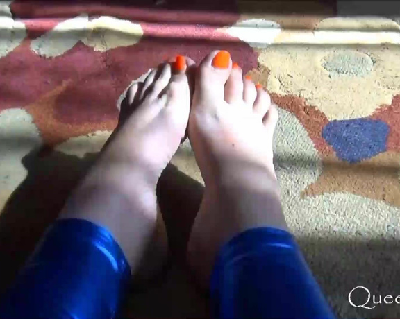 Queen Kitty aka queenkitty OnlyFans - Full Clip Shiny Blue Seduction #orangetoes #shinyclothing