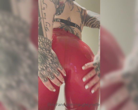 Dominant Girlfriend aka obeymelissa OnlyFans - Can I sit on your face