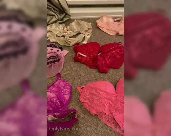Miss Suzanna Maxwell aka Misssuzannamax Onlyfans - Look at all this Suzanna Scented lingerie  I wonder who will end up with this set of treasur