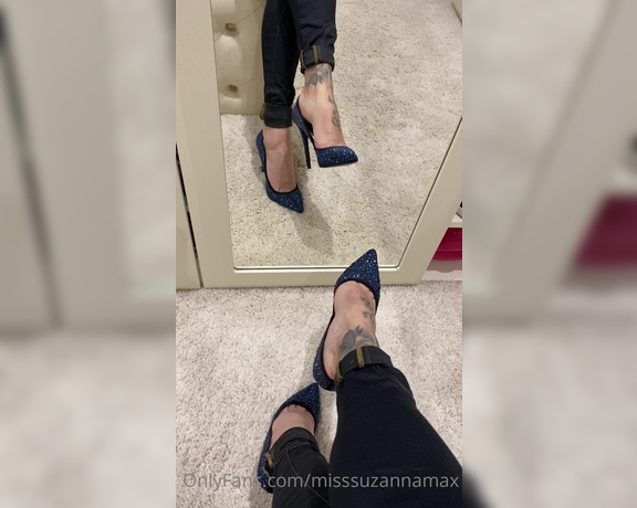 Miss Suzanna Maxwell aka Misssuzannamax Onlyfans - I just love how they sparkle diamonds encasing My feet!!!