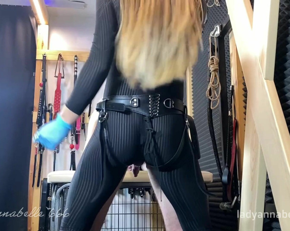 ManyVids - LadyAnnabelle666 - HOT PEGGING loser gets fucked