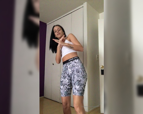 Alyafeets aka Alyagoddess Onlyfans - Somebody just asked for a karate soles video here an old one