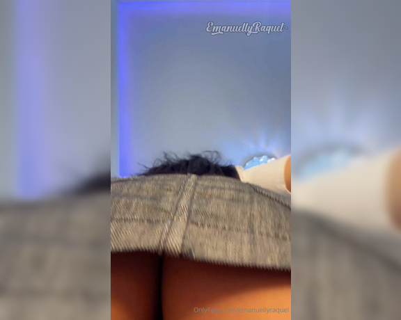 Emanuelly Raquel aka emanuellyraquel OnlyFans - Friday Fetish Under Skirt Sexta feira do Fetiche Por Baixo da Saia