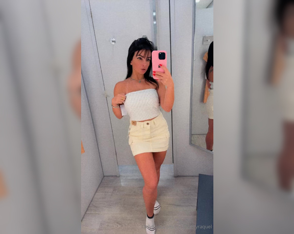 Emanuelly Raquel aka emanuellyraquel OnlyFans - Another dressing room outro provador