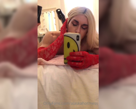 Goddess Alaska aka alaskahotmess OnlyFans - CaN yOu TeLl I’M HoRnY ! I swear this isolation thing is driving me crazy hahah