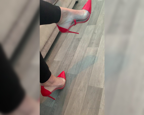 Mistress Sahara aka noirsahara OnlyFans - ~VIDEO~ you’re just dying to see my stiletto dangle from my foot aren’t