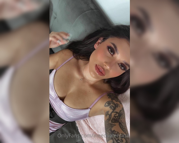 Valentina Fox aka ineedvalentina OnlyFans - A few little updates for you toys