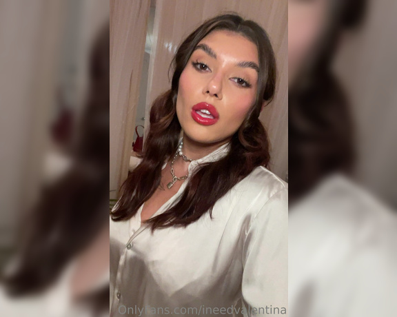 Valentina Fox aka ineedvalentina OnlyFans - Friday night and youre staying in and begging to be used once again