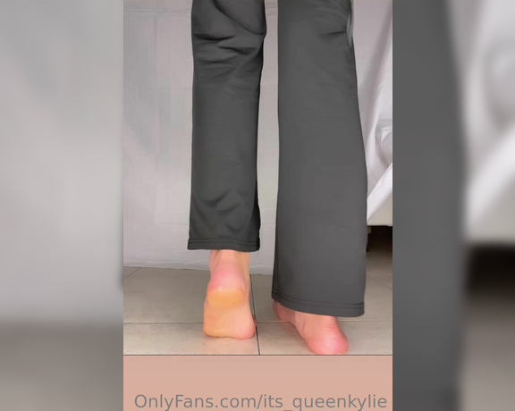 Its queen kylie aka its_queenkylie OnlyFans - I’m back bitches