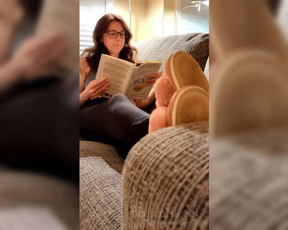 Goddess Alyssa aka small.feet.sweetie OnlyFans - How long would you watch me read on the couch