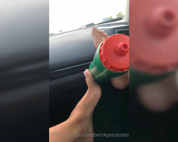 Ambtoesies aka ambtoesies OnlyFans - Made him squirt , bad bottle