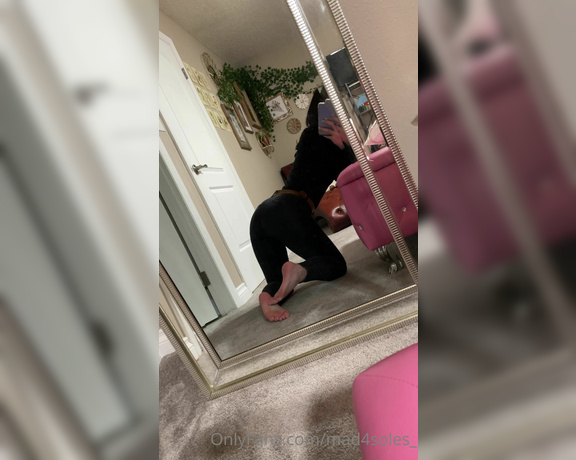 Goddess Mads aka mad4soles_ OnlyFans - Perfect soles, perfect arches, perfect toes, perfect ass what more could you ask for