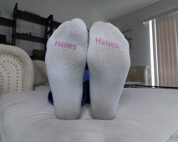 Ivory Soles aka ivorysoles OnlyFans - Cum Draining Sweaty Feet I just went for a run! I know how bad you wanted to cum earlier, and I have