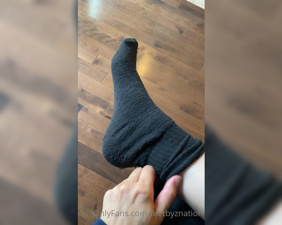 QueenZ’sFeet aka feetznation OnlyFans - Just got home from a morning walk sweaty socks