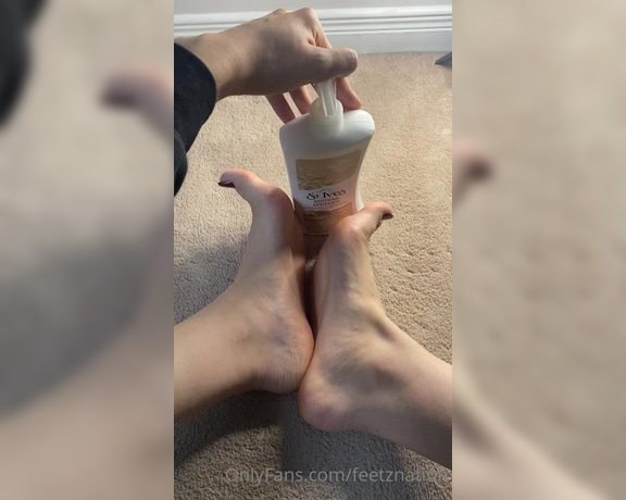 QueenZ’sFeet aka feetznation OnlyFans - Waiting for a foot rub