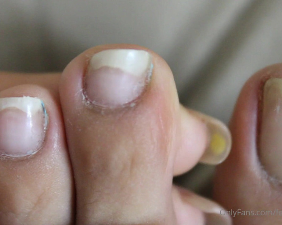 Goddess Mel aka feetgoddess_mel OnlyFans - A big close up on my little feet without nail color! i think a need a pedi, can we raise some $$$