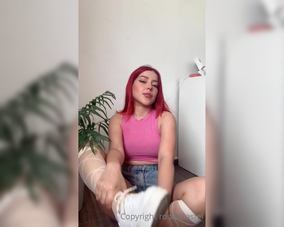 Rositapastel aka rositapastel OnlyFans - The complete video after a long day with sneakers