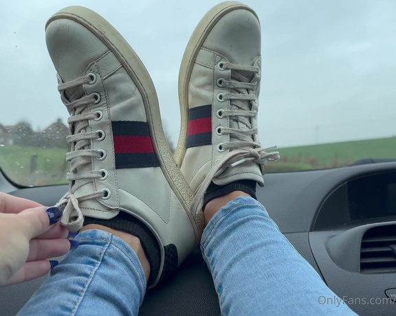 Cece’s Fantasy Footjobs aka fantasyfootjobs OnlyFans - I wonder if anyone coming the other way noticed my soft, bare soles sitting naughtily on the dashboa