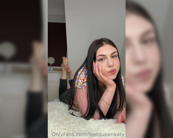 Feet Queen Katy aka feetqueenkaty OnlyFans - I hope your tongue can clean my heels They are so beautiful that you will dream of touching them