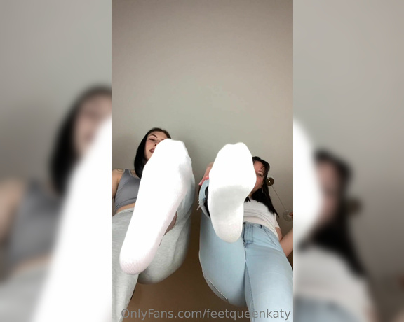 Feet Queen Katy aka feetqueenkaty OnlyFans - Let me step on you, loser hihihi