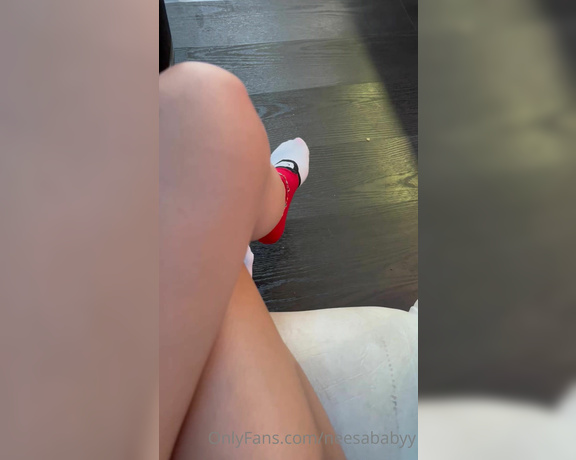 Footprincessx1 aka footprincessx1 OnlyFans - Happy Thursday 2