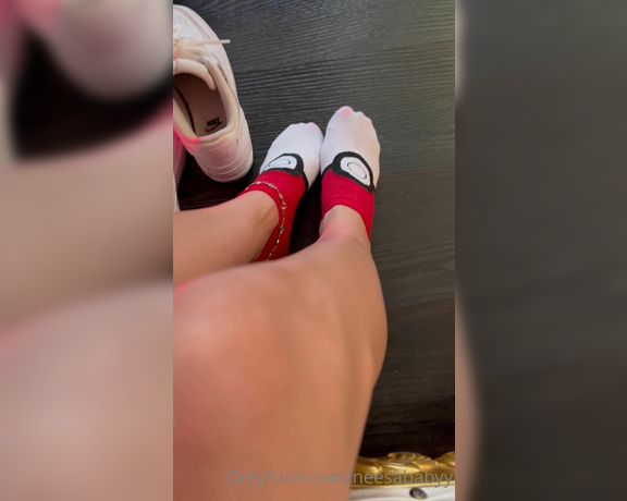 Footprincessx1 aka footprincessx1 OnlyFans - Happy Thursday 2