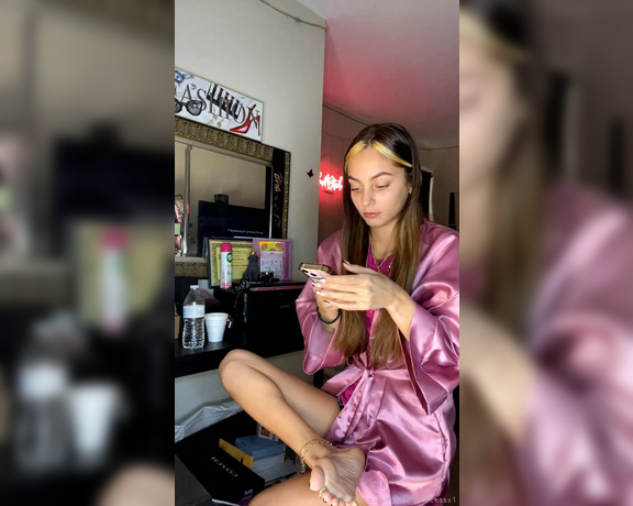 Footprincessx1 aka footprincessx1 OnlyFans - Stream started at 12042022 0524