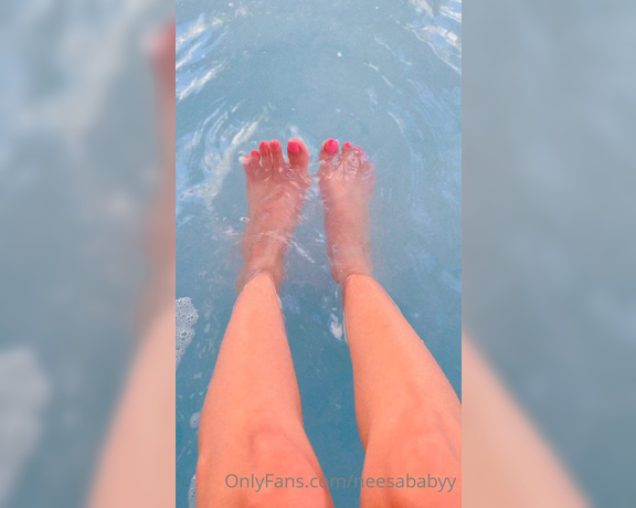 Footprincessx1 aka footprincessx1 OnlyFans - I need another pedi 3