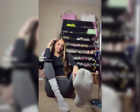 Footprincessx1 aka footprincessx1 OnlyFans - Who loves socks 1