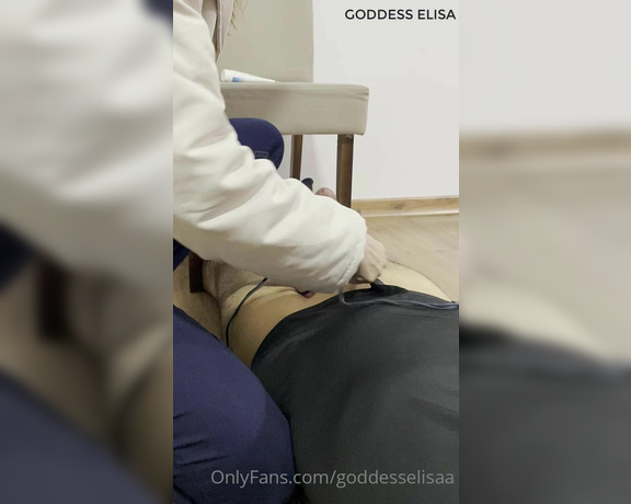 Goddess Elisa aka goddesselisaa OnlyFans - My slave always cums when I want and how I want it to happen This time I tied up his pathetic balls