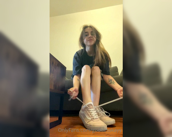 Goddesskayy aka goddesskayy OnlyFans - Just a quick shoe strip for you featuring my old ass vans hahaha