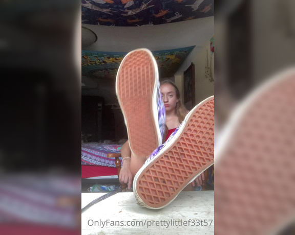 Goddess Jade aka prettylittlef33t57 OnlyFans - 1 min sneak peak and some shots from my 5 minute vans removal after school video 8