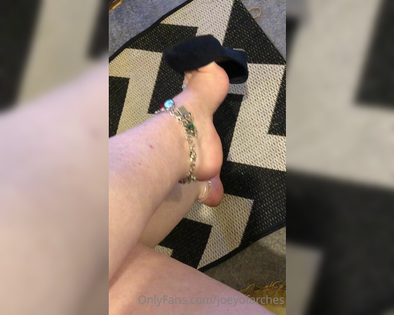 Joeyofarches aka joeyofarches OnlyFans - Just dangling some flats for your Sunday