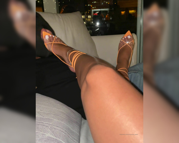 Missrose_heels aka missrose_heels OnlyFans - Bringing this video back because its to HOT Ultimate submission in public Serving his goddess