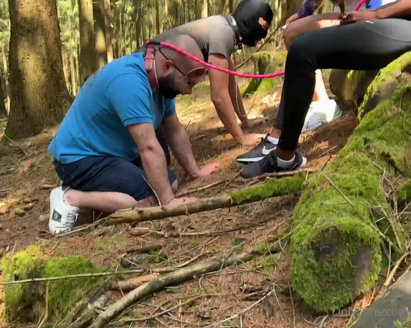 Missrose_heels aka missrose_heels OnlyFans - A nice day in nature with our slaveboys cleaning the soles of our dirty shoes, hahahahahahah look