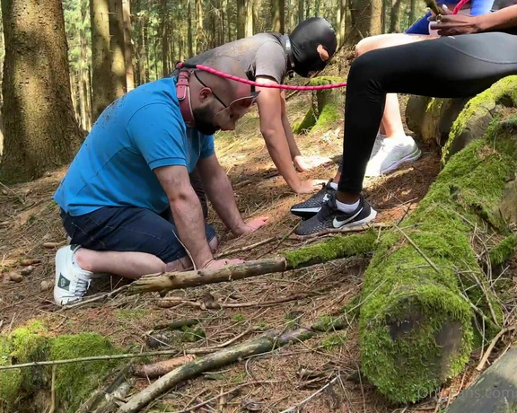 Missrose_heels aka missrose_heels OnlyFans - A nice day in nature with our slaveboys cleaning the soles of our dirty shoes, hahahahahahah look