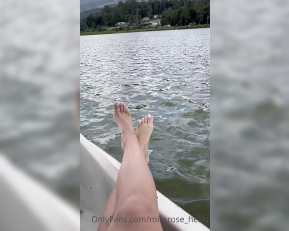 Missrose_heels aka missrose_heels OnlyFans - Having some fun on the boat with my slaveboy in Sri Lanka Amazing country by the way super friendly