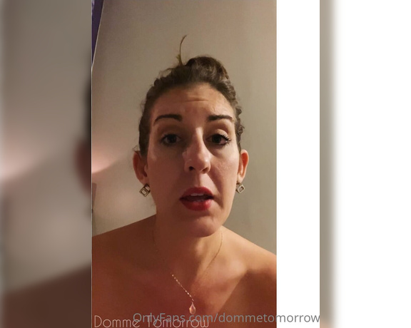 Ms Tomorrow aka dommetomorrow OnlyFans - Video message from the bath