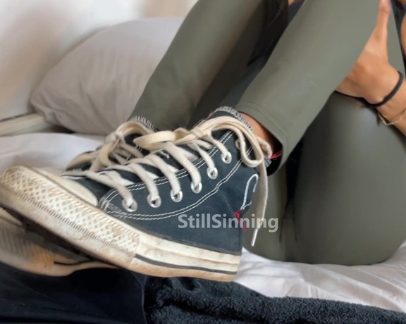 StillSinning aka stillsinning OnlyFans - My 2 day worn ankle socks make him explode Like my tits