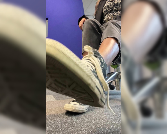 StillSinning aka stillsinning OnlyFans - How about some converse fun, in the public library 4