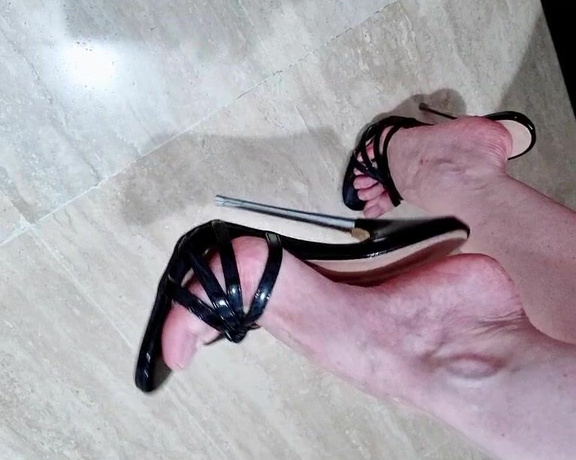 Feetvampire aka feetvampire OnlyFans Video 664