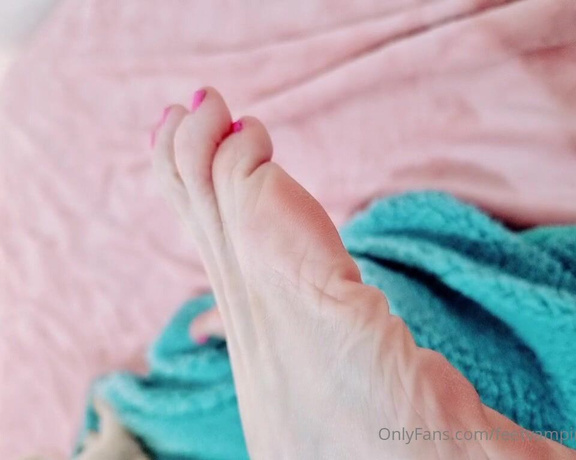 Feetvampire aka feetvampire OnlyFans Video 547