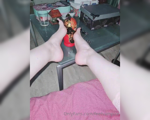 Feetvampire aka feetvampire OnlyFans Video 52