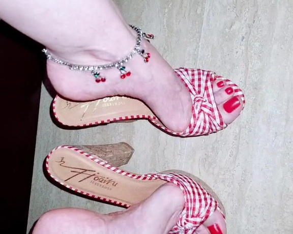 Feetvampire aka feetvampire OnlyFans Video 858