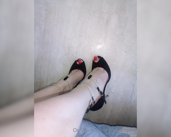 Feetvampire aka feetvampire OnlyFans Video 662