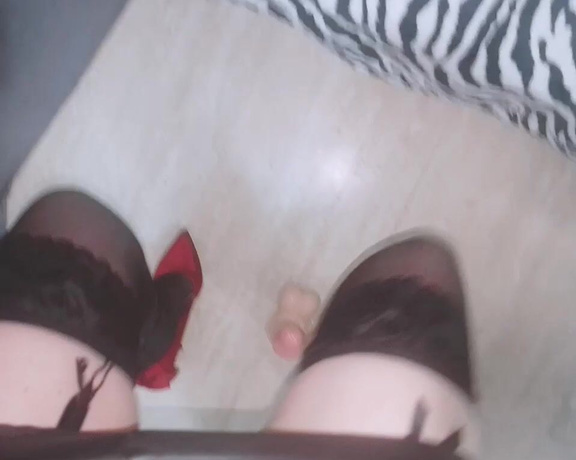 Feetvampire aka feetvampire OnlyFans Video 887