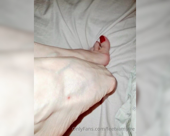 Feetvampire aka feetvampire OnlyFans - Good night