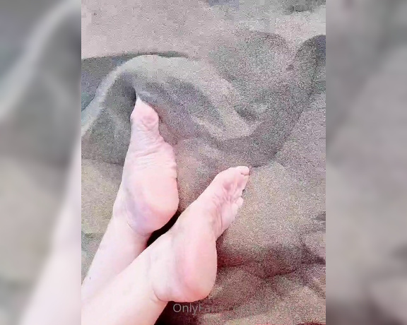 Feetvampire aka feetvampire OnlyFans Video 252